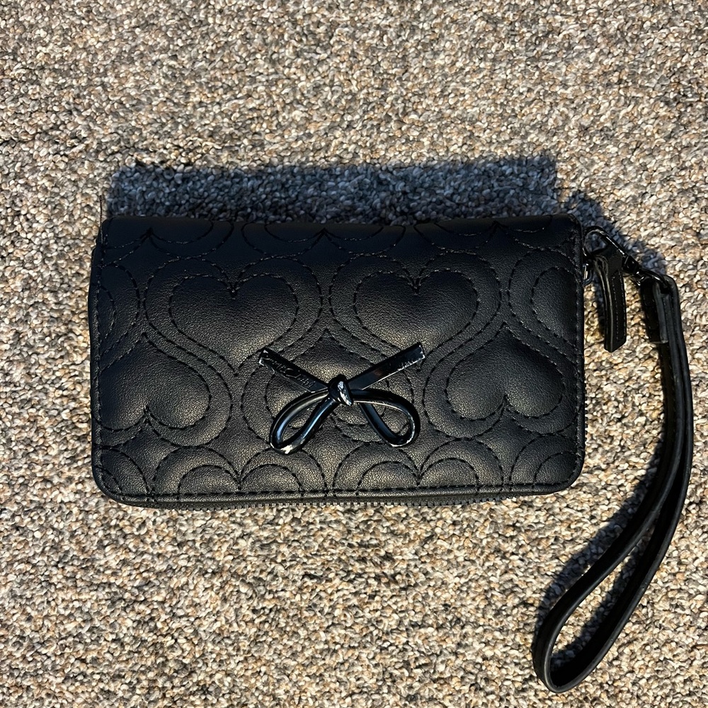 Elegant Black Quilted Wristlet